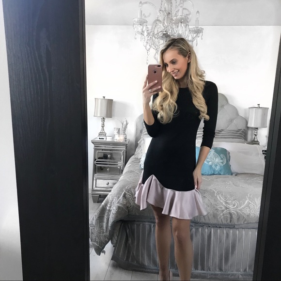 Elegant Mini Sweater Dress - Picture 5 of 5